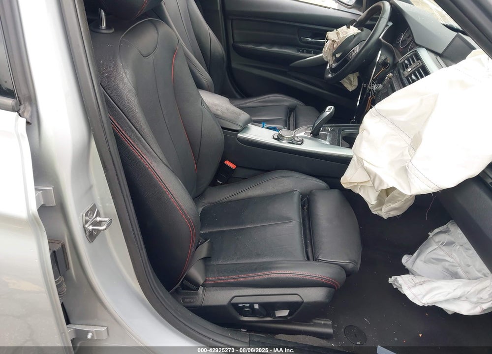 2015 BMW 3 SERIES VIN: WBA3C1C54FK124350