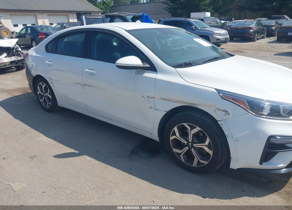 2020 KIA FORTE VIN: 3KPF24AD3LE245903