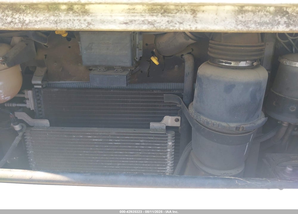 2005 FORD F550 SUPER DUTY STRIPPED CHASS VIN: 1F6LF53S340A05692