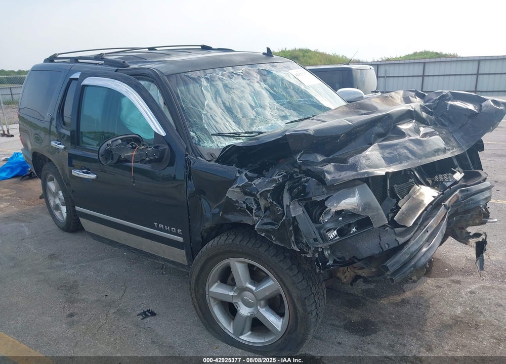 2013 CHEVROLET TAHOE LTZ VIN: 1GNSKCE05DR164219