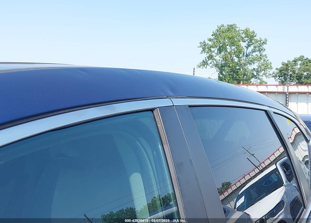 2017 HONDA CR-V VIN: 2HKRW2H85HH641008