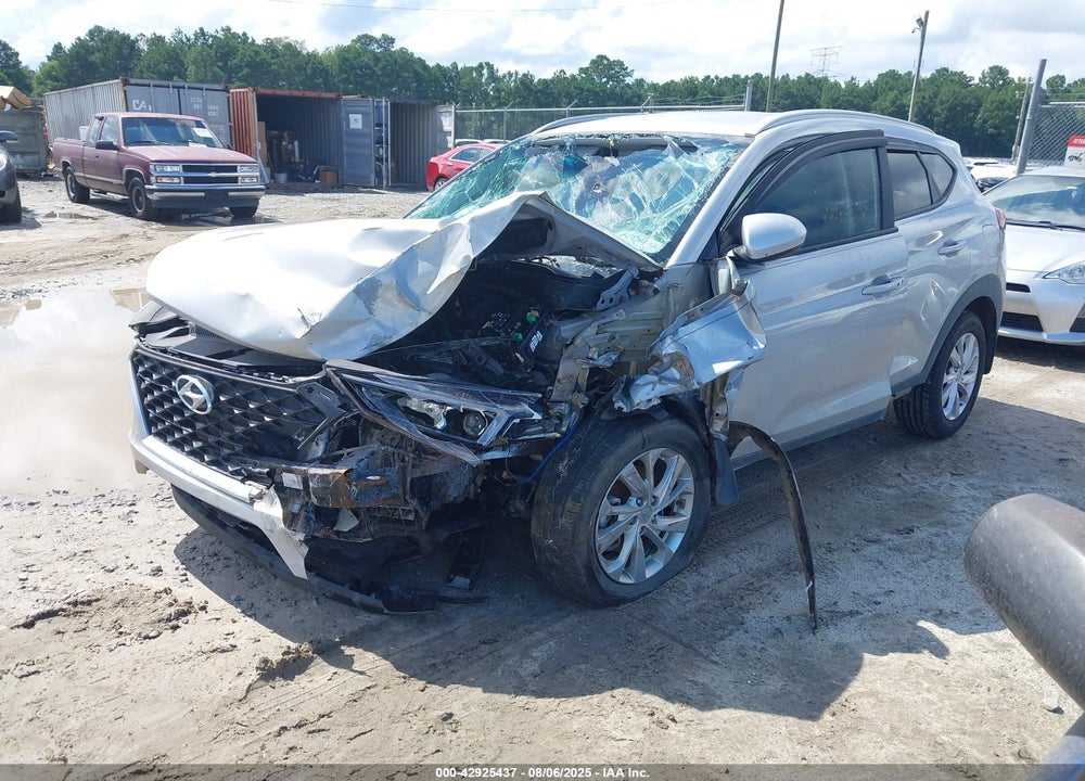 2021 HYUNDAI TUCSON VIN: KM8J33A41MU390079