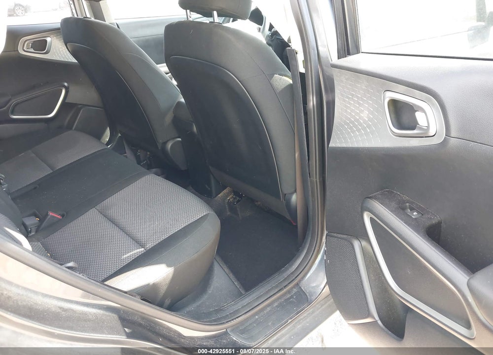 2022 KIA SOUL VIN: KNDJ23AU5N7804374