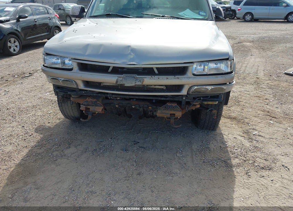 2002 CHEVROLET TAHOE Z71 VIN: 1GNEK13ZX2R315314