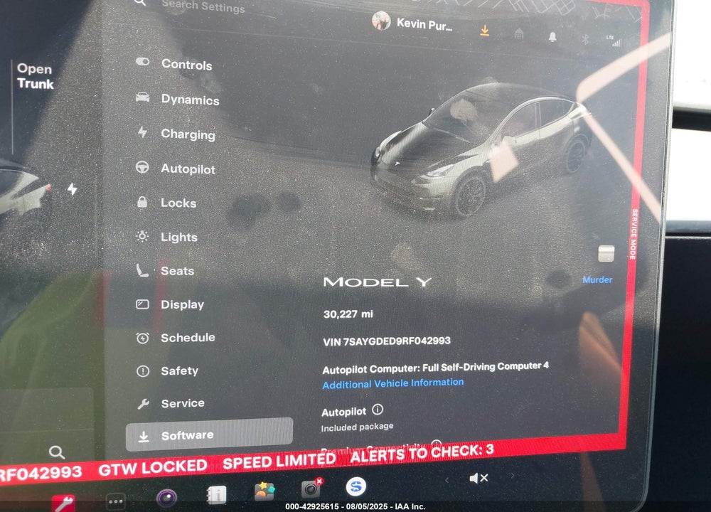2024 TESLA MODEL Y VIN: 7SAYGDED9RF042993