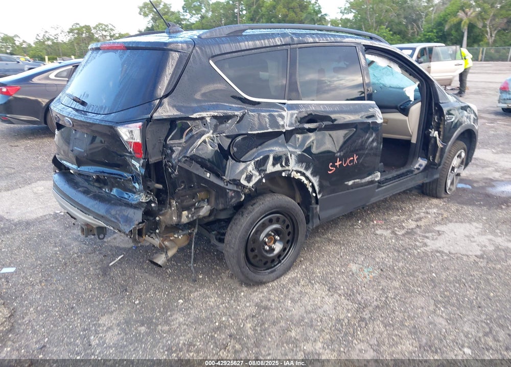 2018 FORD ESCAPE VIN: 1FMCU0HD7JUA47752