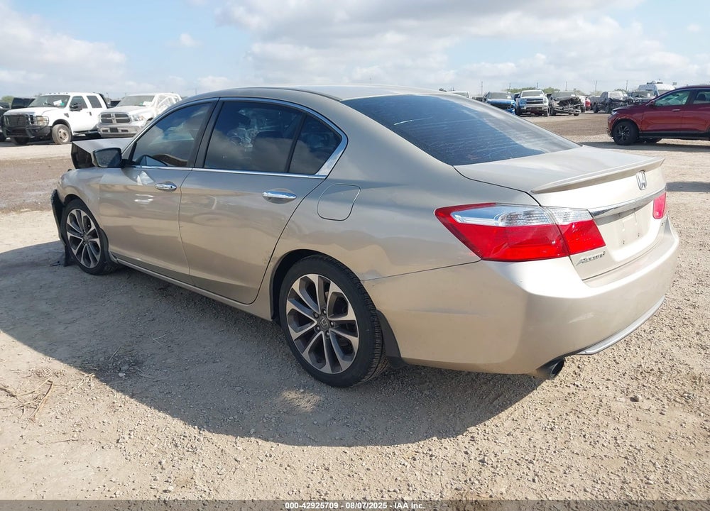 2015 HONDA ACCORD VIN: 1HGCR2F54FA040524