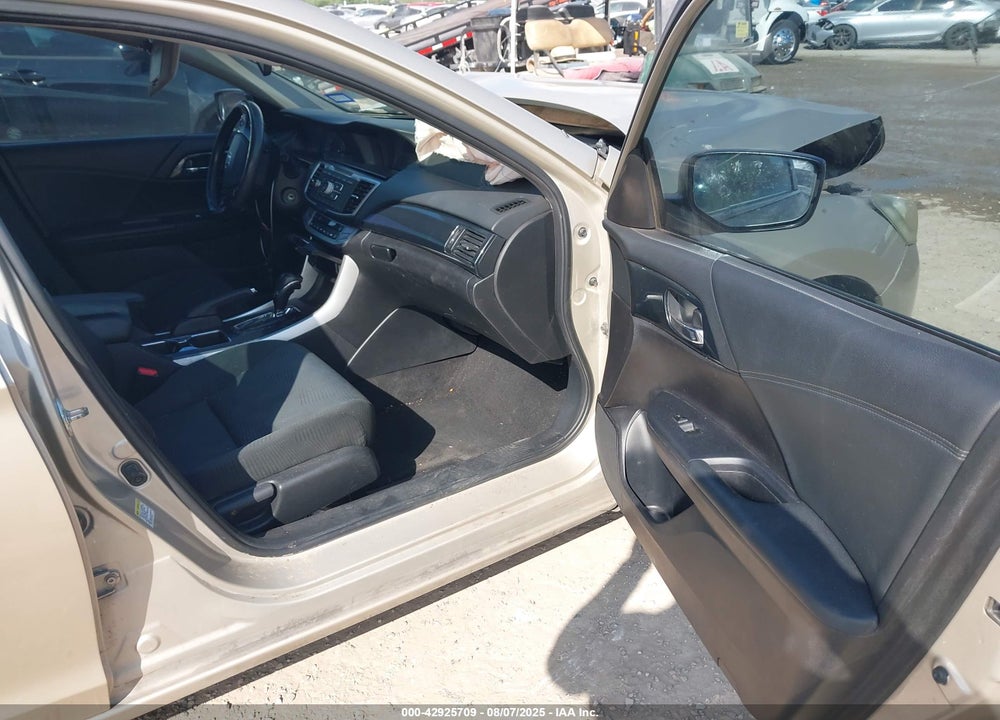 2015 HONDA ACCORD VIN: 1HGCR2F54FA040524