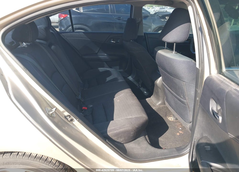 2015 HONDA ACCORD VIN: 1HGCR2F54FA040524