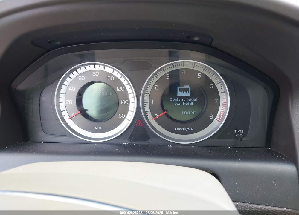 2011 VOLVO XC60 VIN: YV4952DL8B2189333