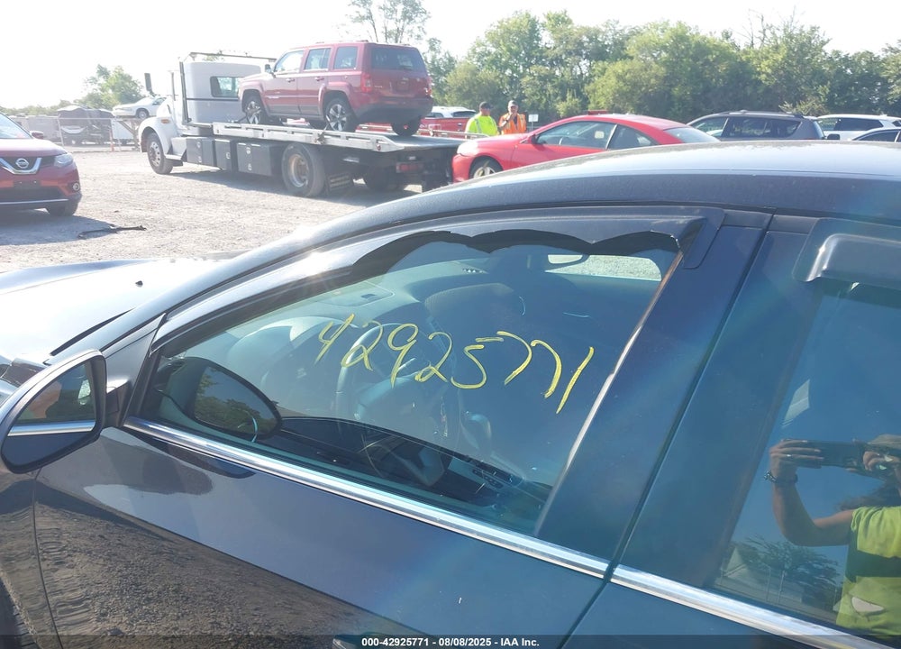 2014 CHEVROLET CRUZE VIN: 1G1PC5SB0E7301537