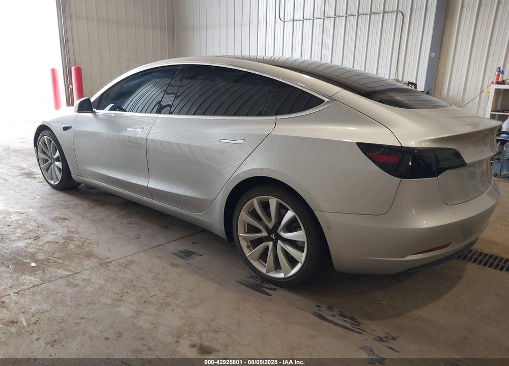 2018 TESLA MODEL 3 VIN: 5YJ3E1EB0JF069157