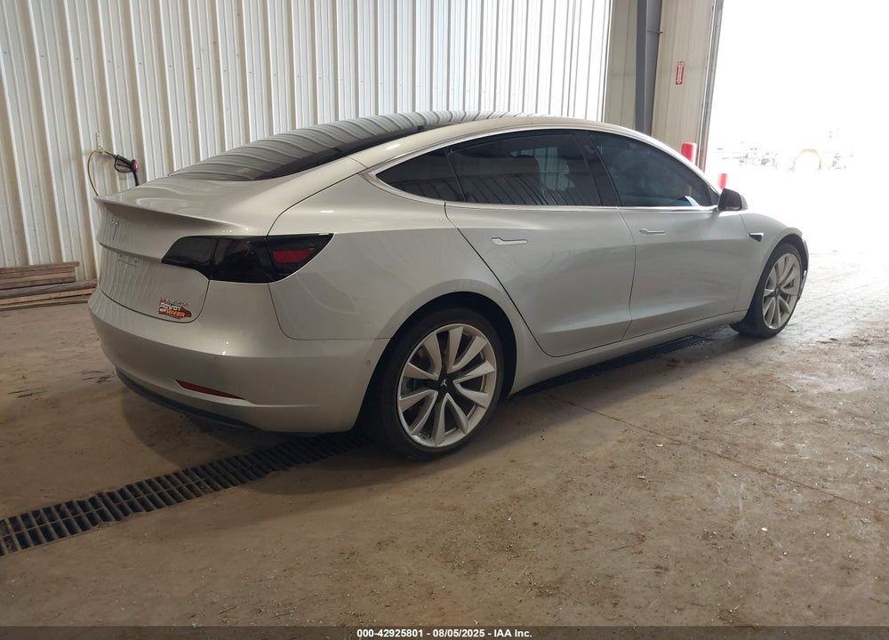 2018 TESLA MODEL 3 VIN: 5YJ3E1EB0JF069157