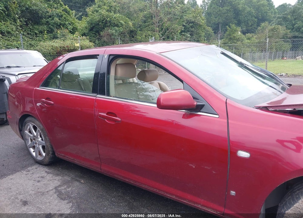 2007 CADILLAC STS V8 VIN: 1G6DC67A670174775