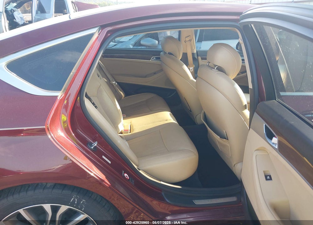 2015 HYUNDAI GENESIS 3.8 VIN: KMHGN4JE0FU048595