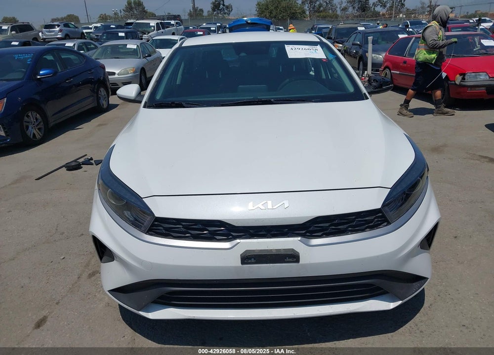 2023 KIA FORTE VIN: 3KPF24ADXPE596443
