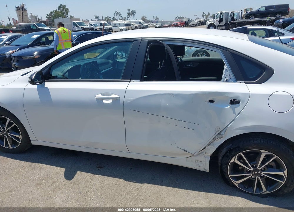 2023 KIA FORTE VIN: 3KPF24ADXPE596443