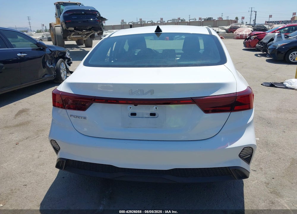 2023 KIA FORTE VIN: 3KPF24ADXPE596443