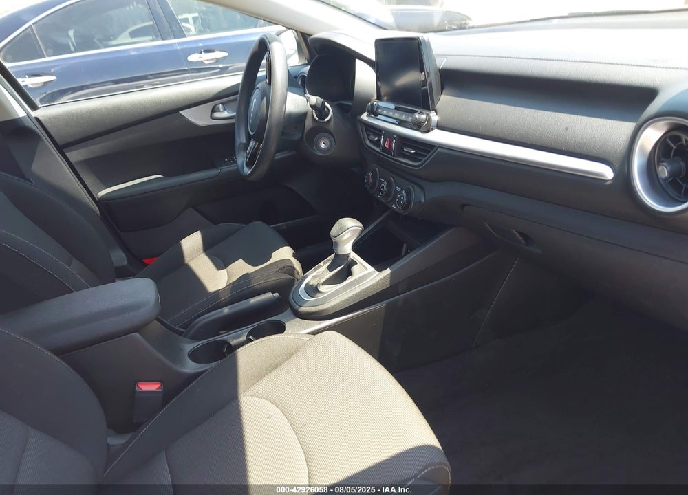 2023 KIA FORTE VIN: 3KPF24ADXPE596443