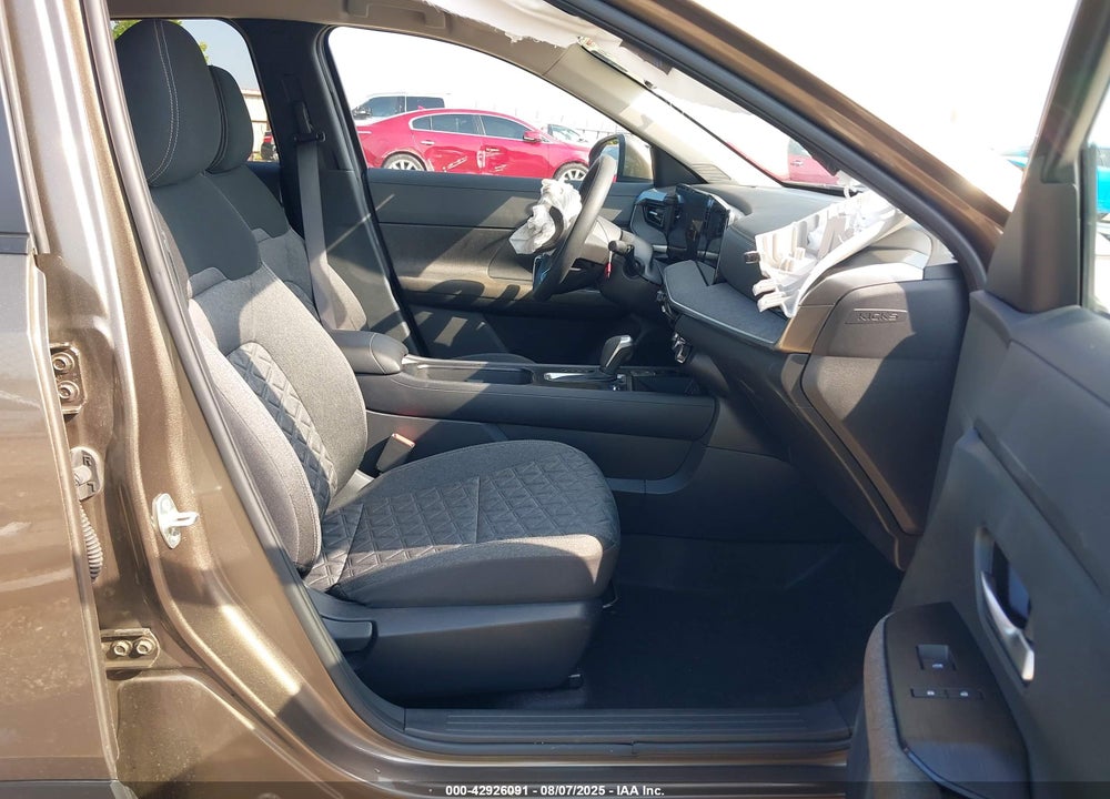 2025 NISSAN KICKS VIN: 3N8AP6CA0SL301563