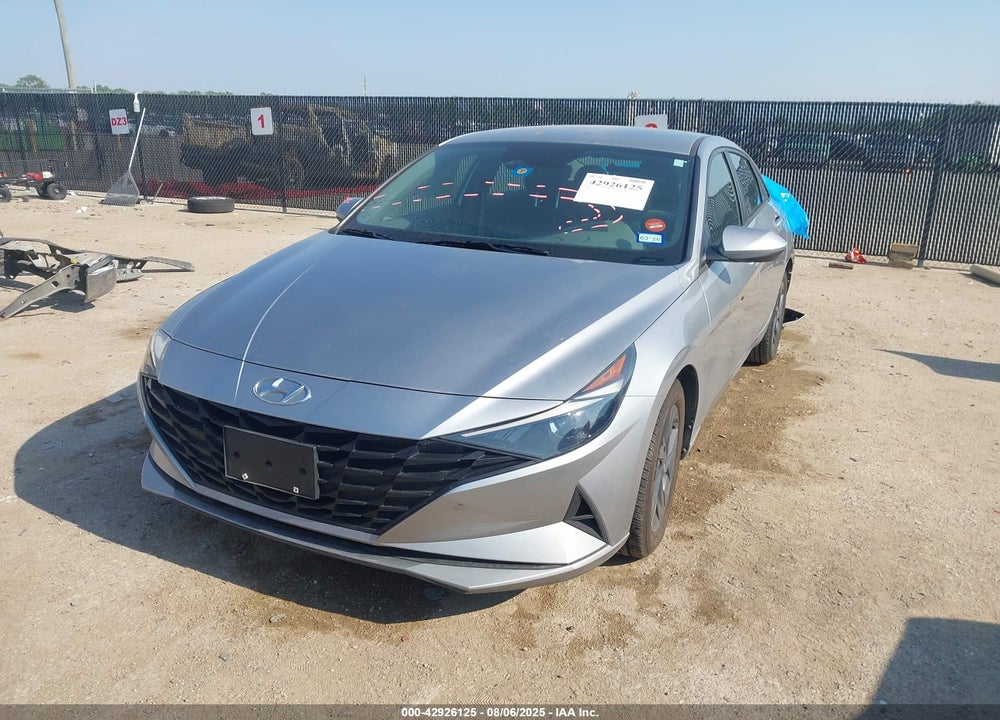 2022 HYUNDAI ELANTRA VIN: 5NPLM4AG8NH070831