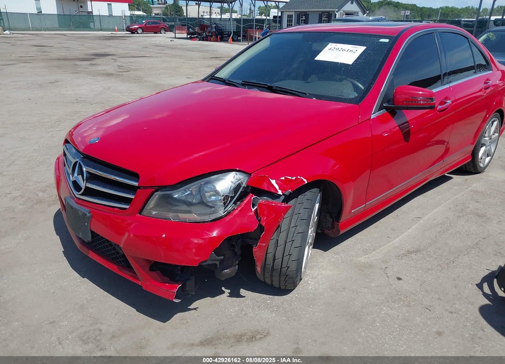 2014 MERCEDES-BENZ C 250 SPORT VIN: WDDGF4HB8ER306026