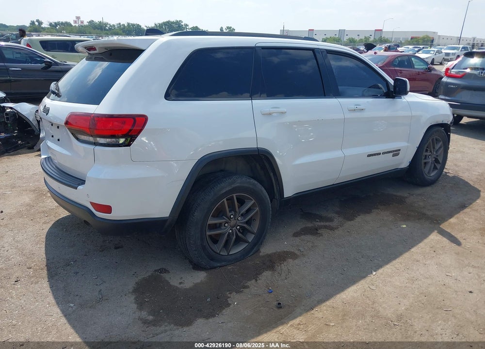2016 JEEP GRAND CHEROKEE VIN: 1C4RJEAG5GC464486
