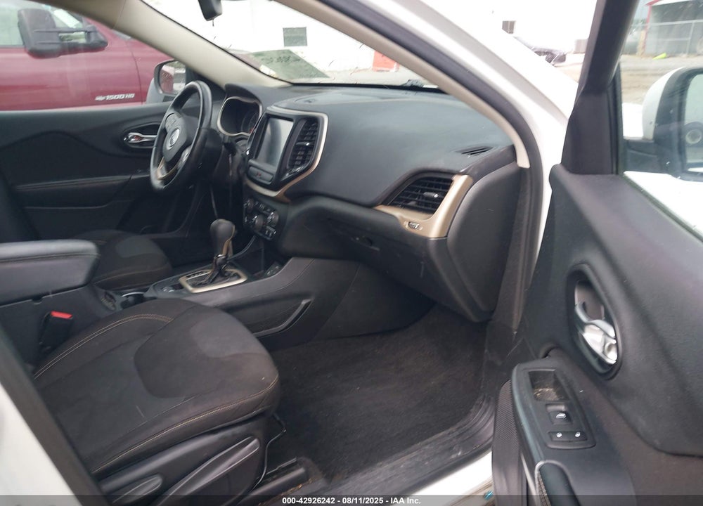 2016 JEEP CHEROKEE VIN: 1C4PJLCS0GW108443