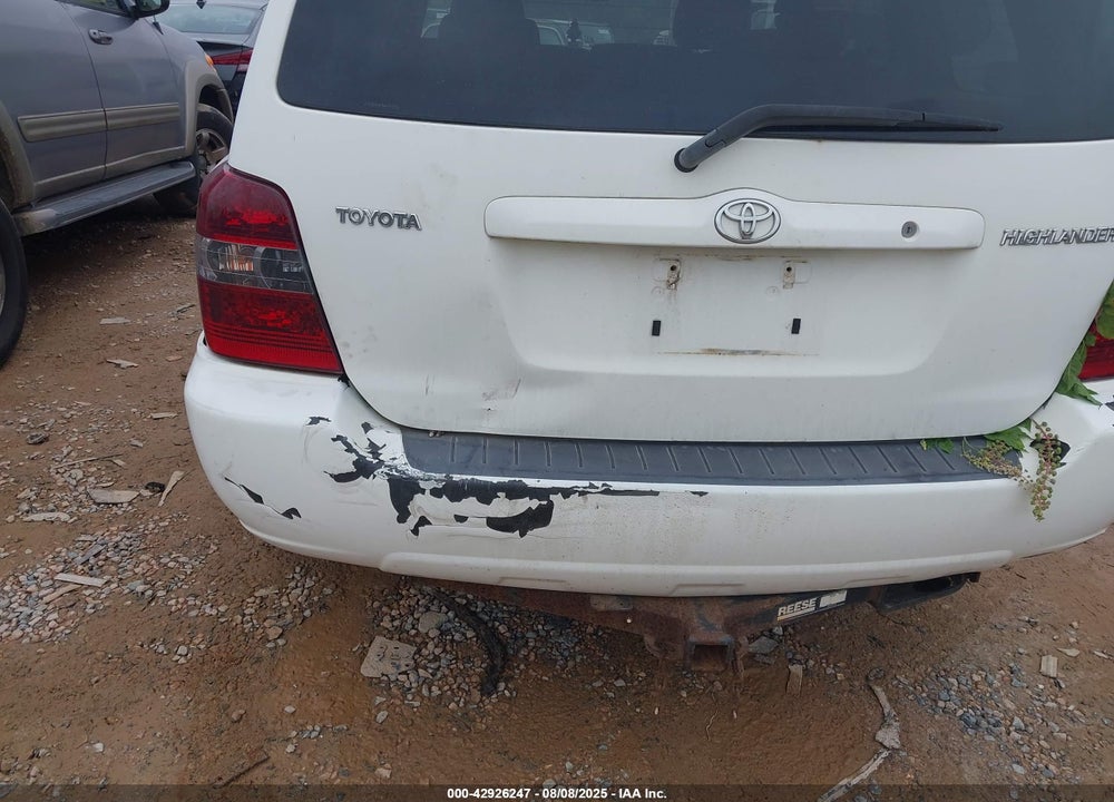 2006 TOYOTA HIGHLANDER VIN: JTEGD21A560155136