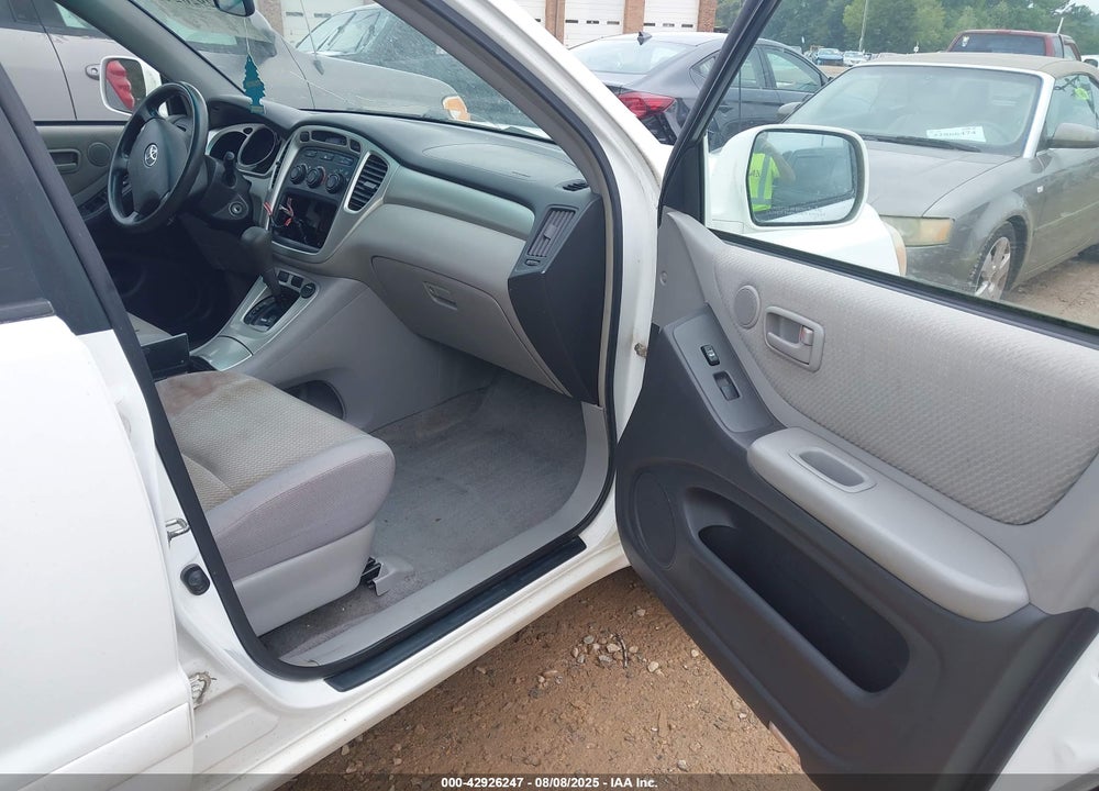 2006 TOYOTA HIGHLANDER VIN: JTEGD21A560155136