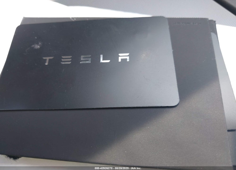2025 TESLA MODEL 3 VIN: 5YJ3E1EA8SF015503