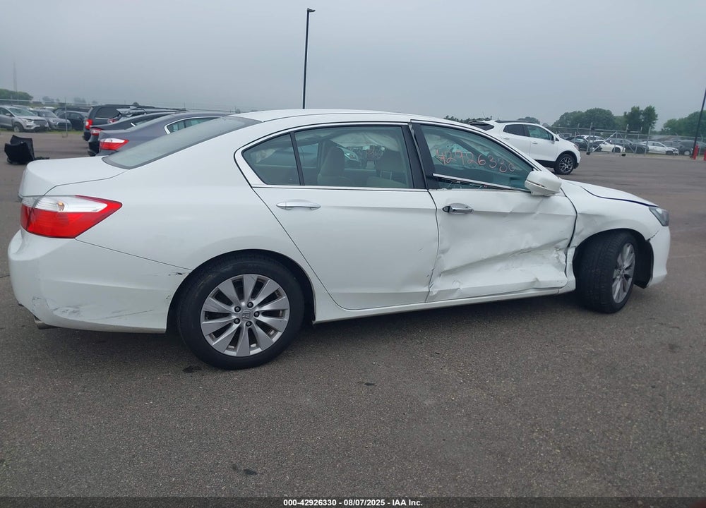 2013 HONDA ACCORD VIN: 1HGCR2F74DA231066