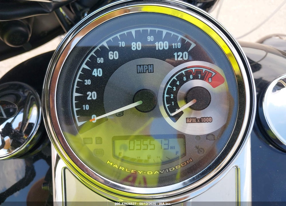 2012 HARLEY-DAVIDSON FLHRC ROAD KING CLASSIC VIN: 1HD1FRM19CB639480