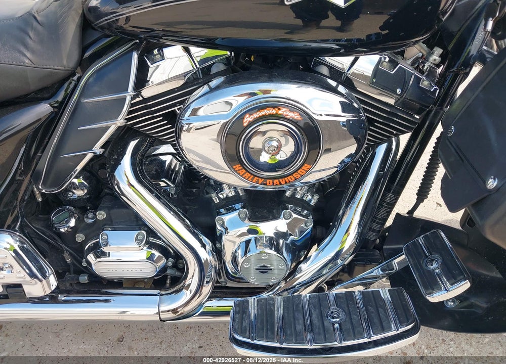 2012 HARLEY-DAVIDSON FLHRC ROAD KING CLASSIC VIN: 1HD1FRM19CB639480