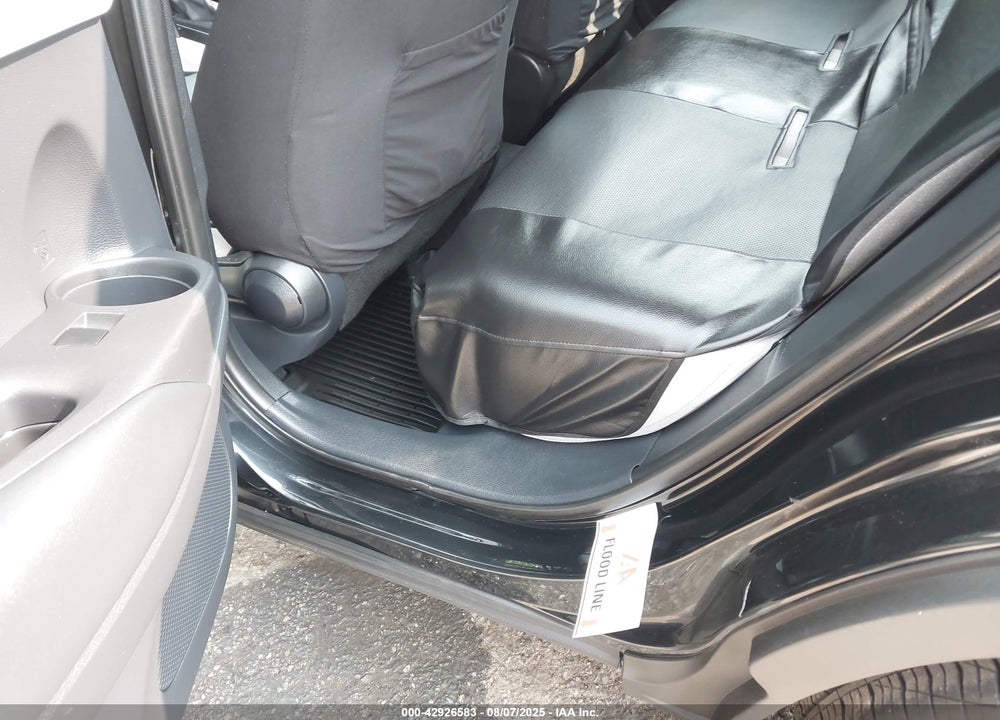 2025 TOYOTA COROLLA CROSS VIN: 7MUAAABG6SV123907