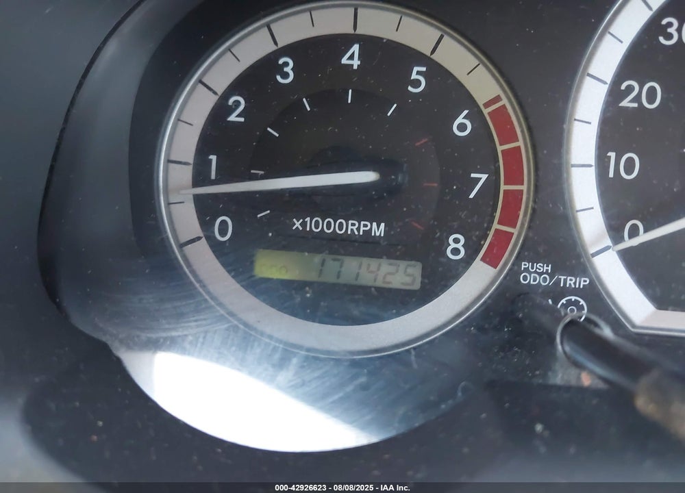 2005 TOYOTA SIENNA LE VIN: 5TDZA23C15S319823