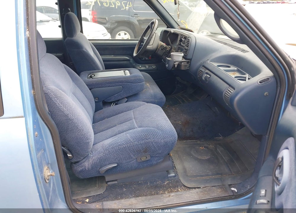 1996 CHEVROLET GMT-400 C1500 VIN: 2GCEC19R3T1196030