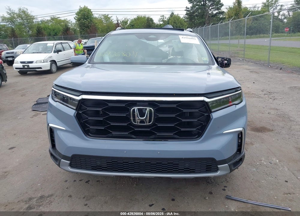 2025 HONDA PILOT TOURING VIN: 5FNYG1H71SB082458