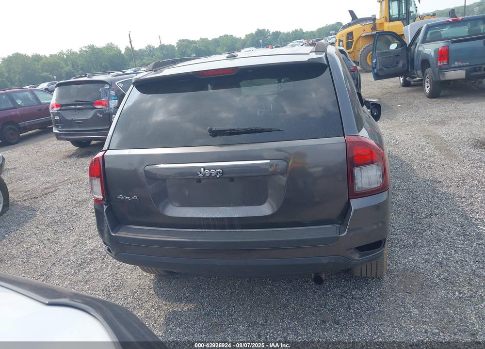 2015 JEEP COMPASS VIN: 1C4NJDEB9FD357988