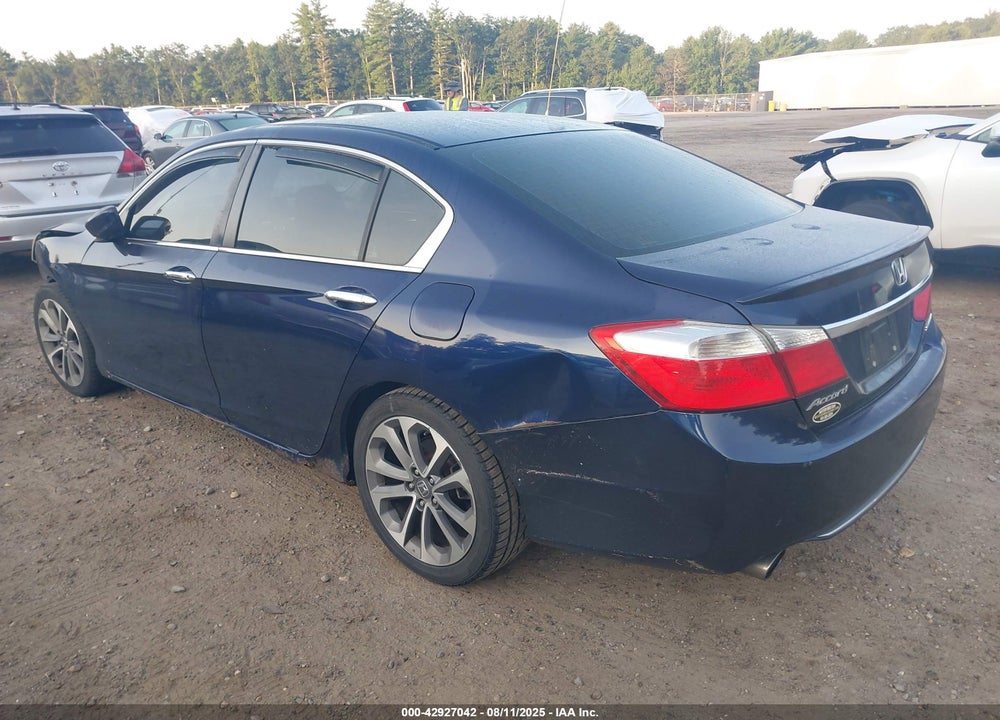 2013 HONDA ACCORD VIN: 1HGCR2F55DA172107