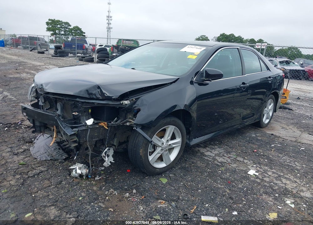 2014 TOYOTA CAMRY SE VIN: 4T1BF1FK3EU305896