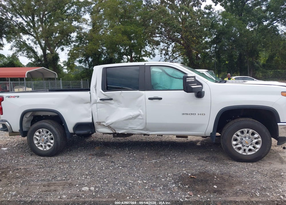 2024 CHEVROLET SILVERADO 3500HD 2WD  STANDARD BED WORK TRUCK VIN: 2GC4YSEY7R1126958