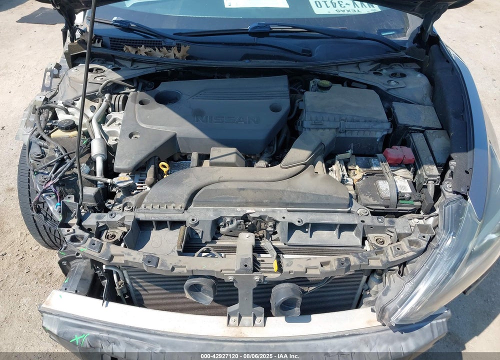 2017 NISSAN ALTIMA VIN: 1N4AL3APXHC284195