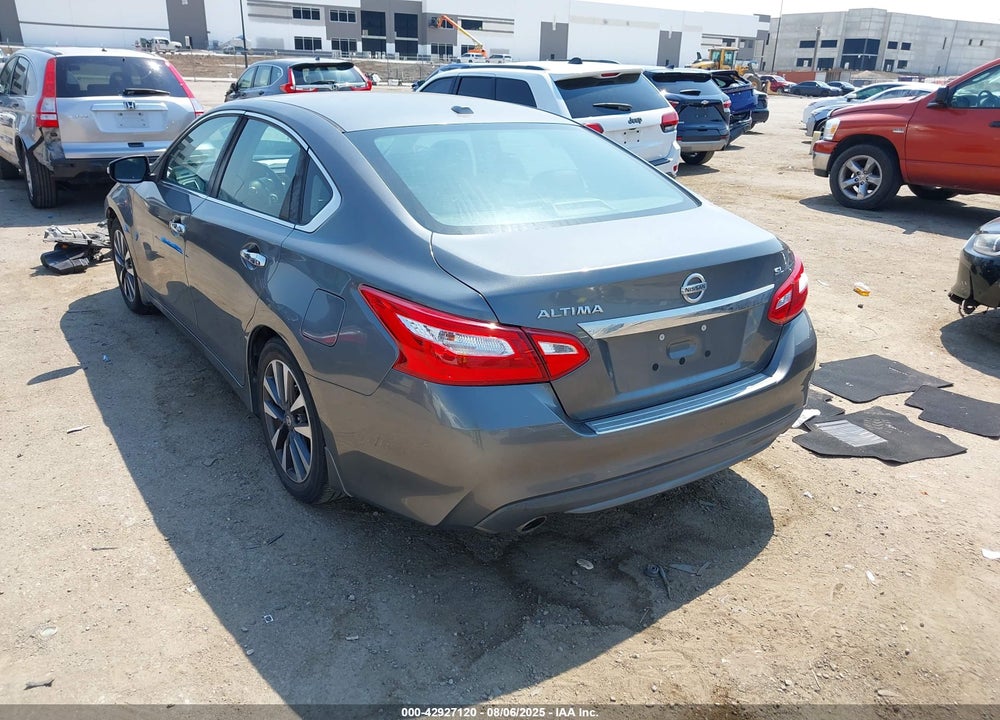 2017 NISSAN ALTIMA VIN: 1N4AL3APXHC284195
