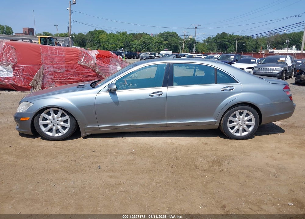 2007 MERCEDES-BENZ S 550 VIN: WDDNG71X47A095453