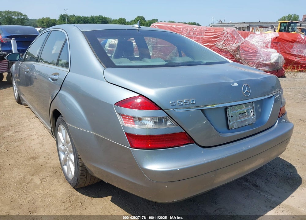 2007 MERCEDES-BENZ S 550 VIN: WDDNG71X47A095453