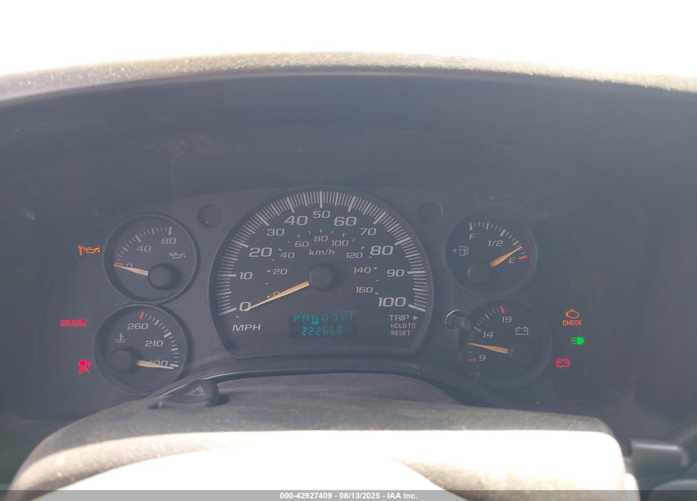 2005 GMC SAVANA STANDARD VIN: 1GTFH15T851181183