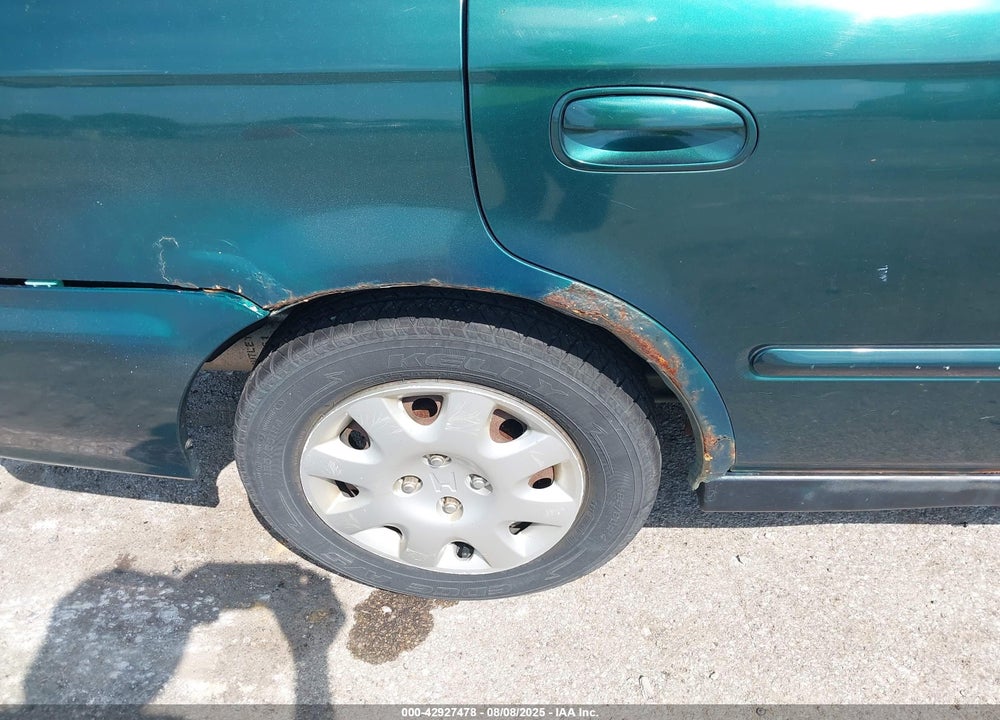 2000 HONDA CIVIC VALUE PACKAGE VIN: 2HGEJ6610YH530371