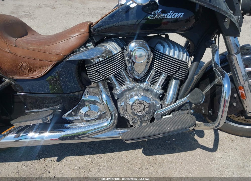 2015 INDIAN MOTORCYCLE CO. ROADMASTER VIN: 56KTRAAA4F3324599