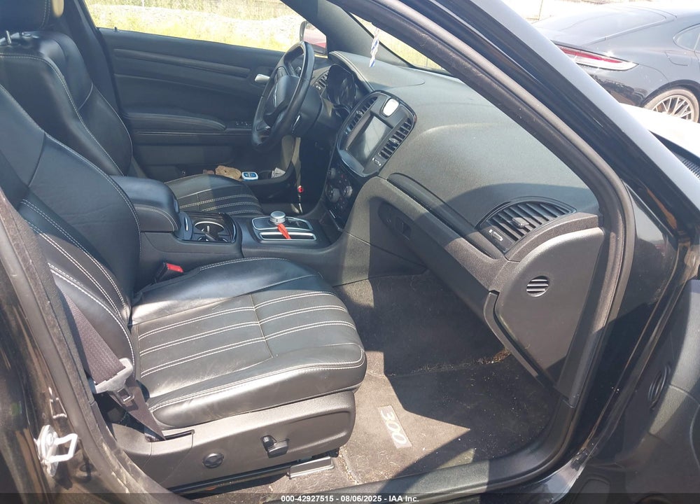 2016 CHRYSLER 300 VIN: 2C3CCAGGXGH287709